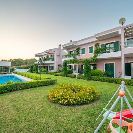 Lucia Simona Villas Mousata Exterior photo