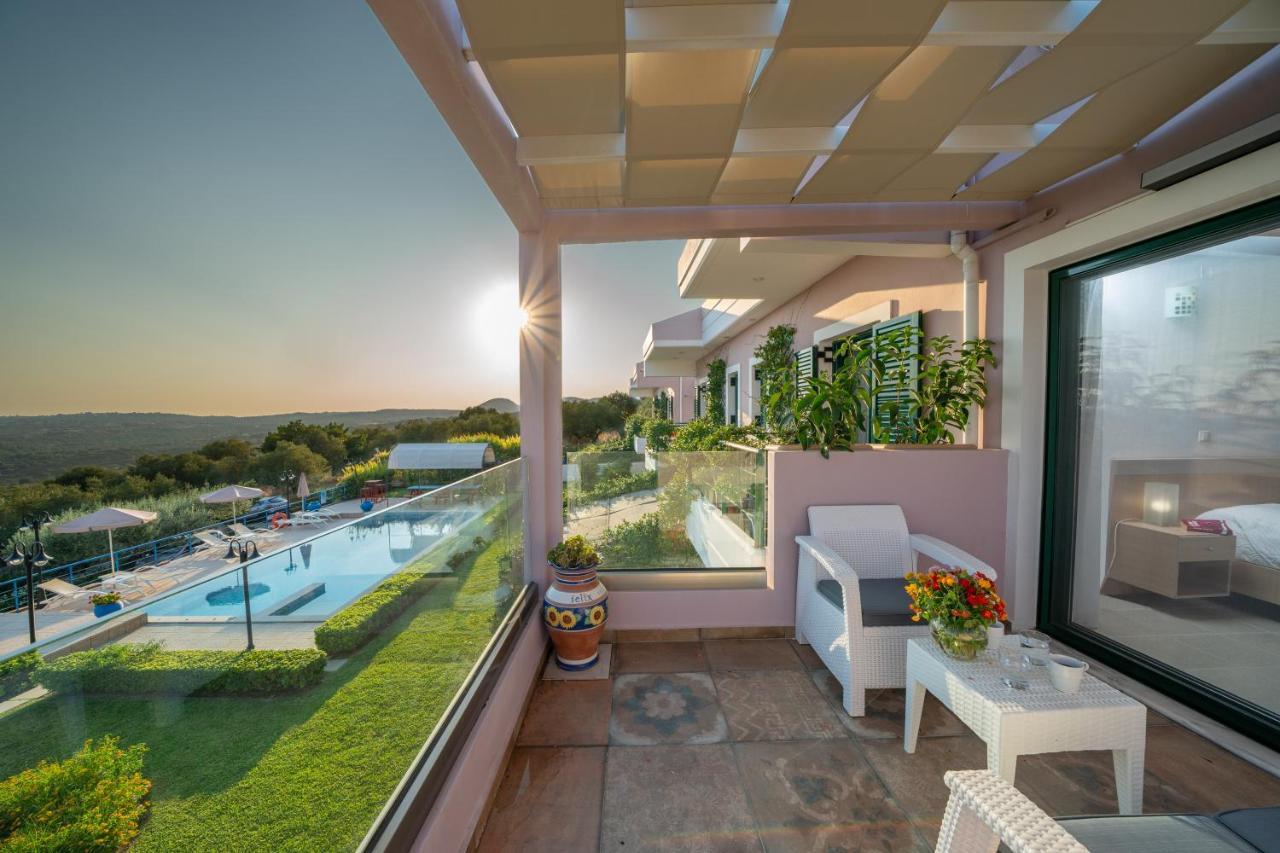 Lucia Simona Villas Mousata Exterior photo