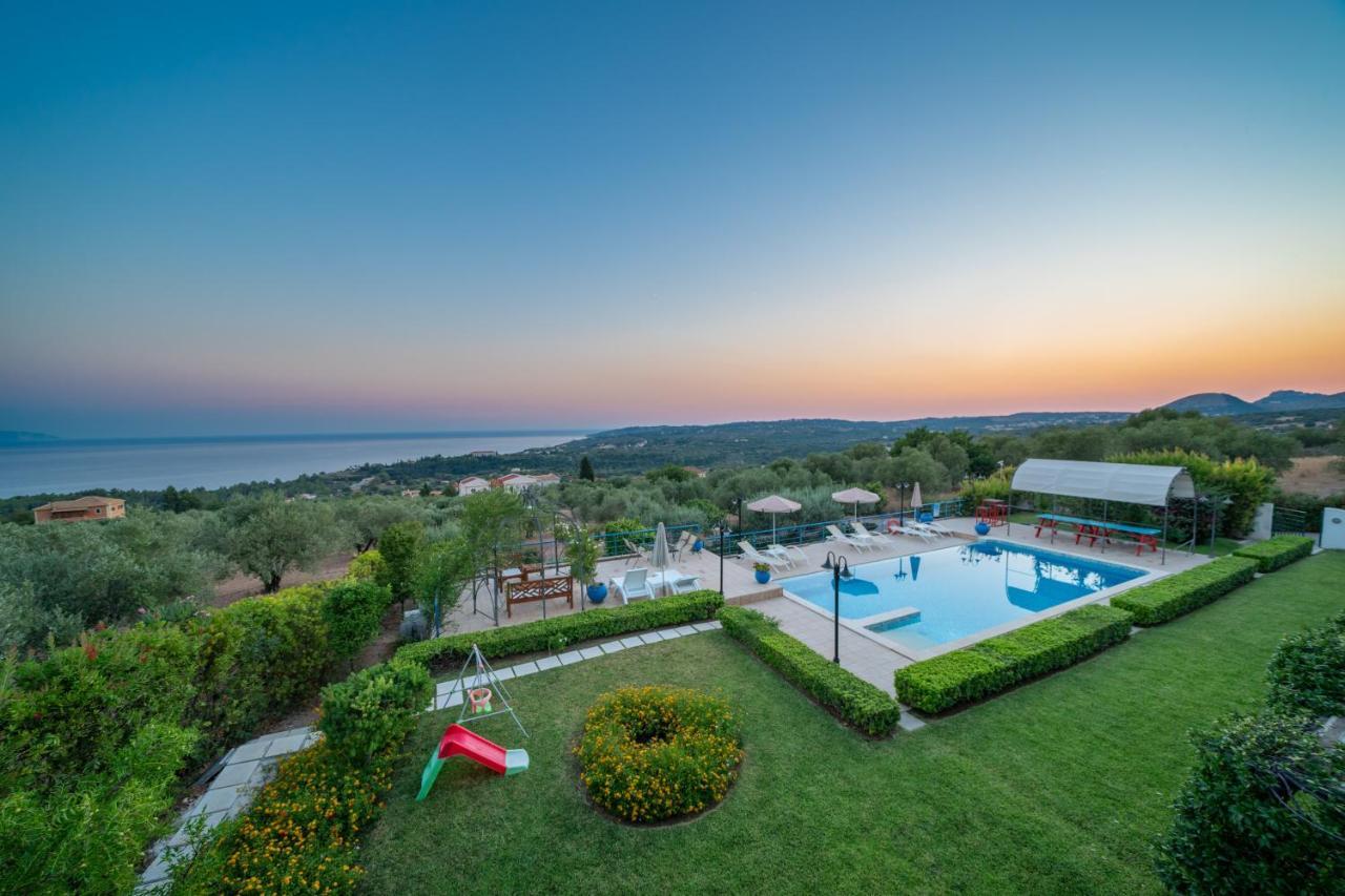 Lucia Simona Villas Mousata Exterior photo