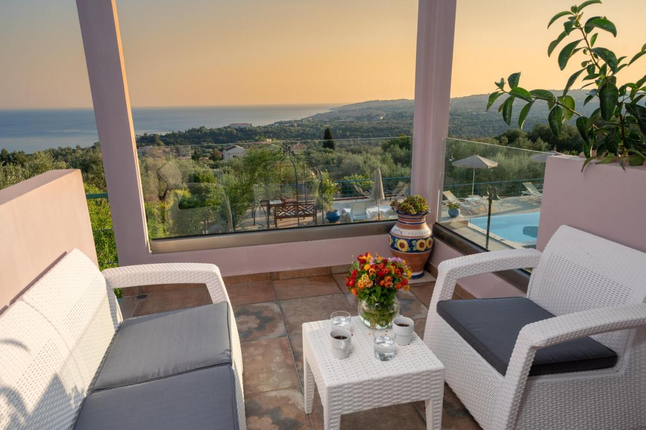 Lucia Simona Villas Mousata Exterior photo