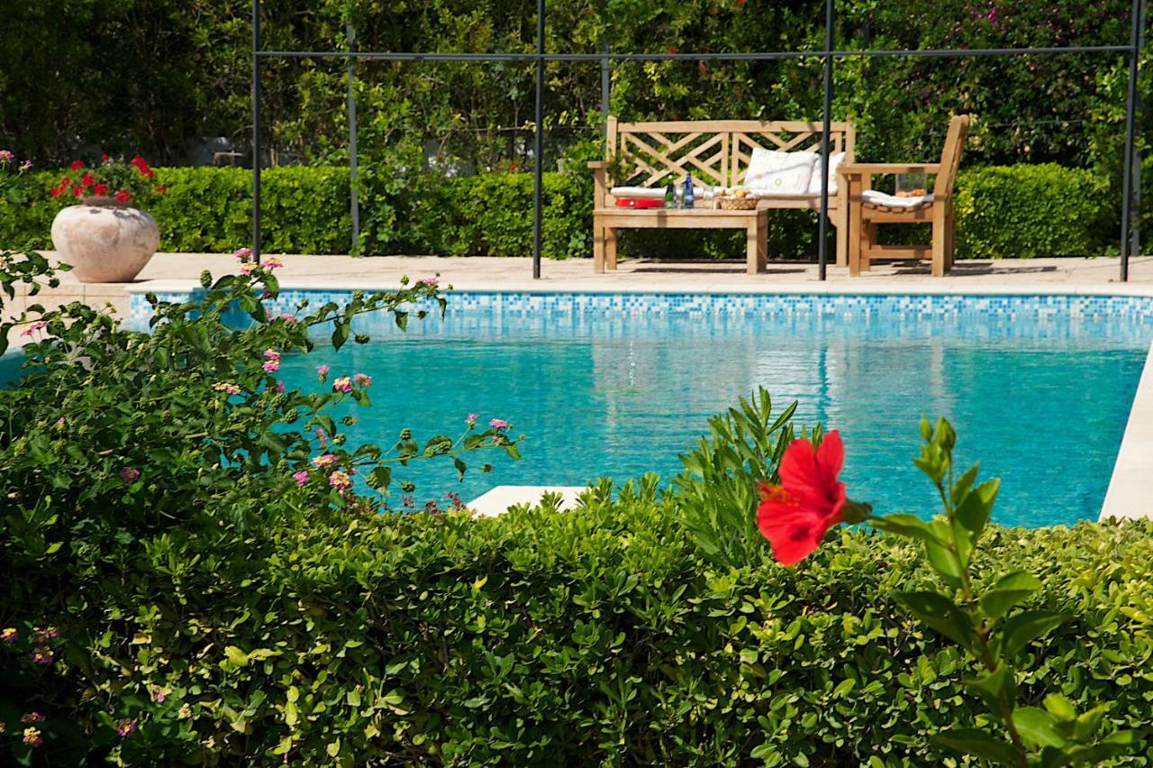 Lucia Simona Villas Mousata Exterior photo